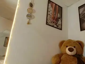 Chaturbate Best live sex cam show of loretahorny25