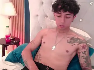 Chaturbate Free Porn Cam of aiden_rivers_
