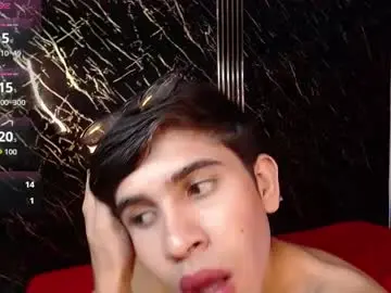 Chaturbate Live Sex Cam of joshua_saenz_