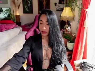 Chaturbate Live Sex Cam of bianca_transpinay