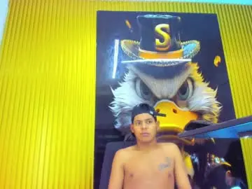 Chaturbate Nude Webcam of alexi_hot23