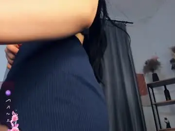 Chaturbate Live Sex Cam of light_my_f1re