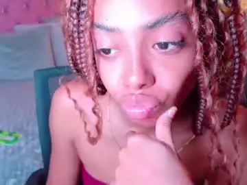 Chaturbate Free Porn Cam of peneelopeecute