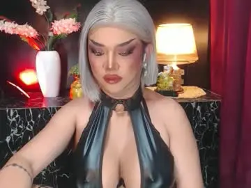 Chaturbate Sex Cam of hugecockchristine