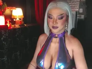 Chaturbate Sex Cam of hugecockchristine