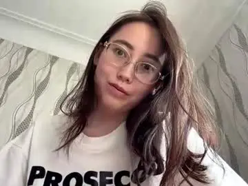 Chaturbate Best live sex cam show of erinnthurmond