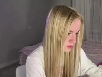 Chaturbate Best live sex cam show of rolandescholz