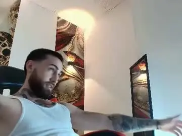 Chaturbate Nude Webcam of luke_davis01