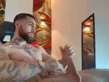 Chaturbate Live Sex of luke_davis01