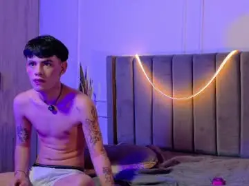 Chaturbate Free Porn Cam of zeyn_smith