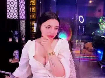 Chaturbate Nude Webcam of alma_pearl