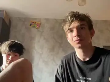 Chaturbate Live Sex Cam of stralght_twinks