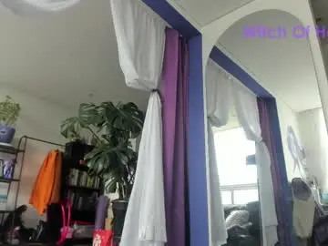 Chaturbate Nude Webcam of witchofhearts