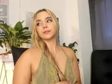 Chaturbate Nude Webcam of violetarainn