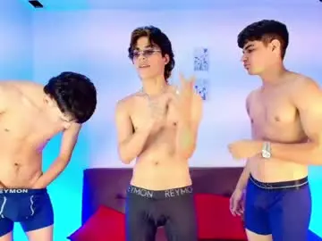Chaturbate Adult Webcams of chillbicrew