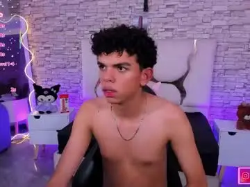 Chaturbate Best live sex cam show of keahi_tay