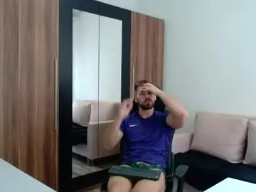 Chaturbate Live Sex Cam of darius_94