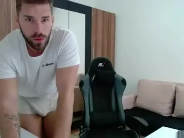 Chaturbate Nude Webcam of darius_94
