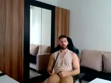 Chaturbate Adult Webcams of darius_94