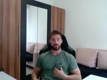 Chaturbate Live Sex Cam of darius_94
