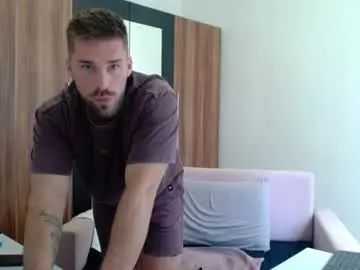Chaturbate Nude Webcam of darius_94