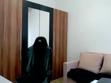 Chaturbate Sex Cam of darius_94