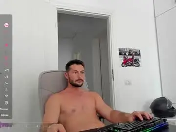 Chaturbate Free Live Porn of hard_chriss