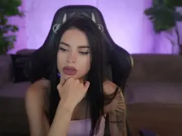 Chaturbate Live Sex Cam of kira0541