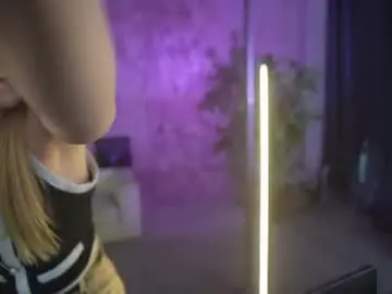 Chaturbate Watch Live Sex Cams of kira0541