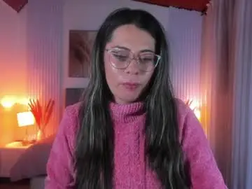 Chaturbate Live Sex Cam of _lara1