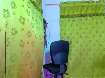 Chaturbate Live Sex Cam of squirt_dirty_anal