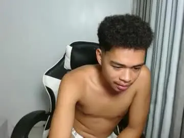 Chaturbate Live Sex Cam of bigcock_moreno