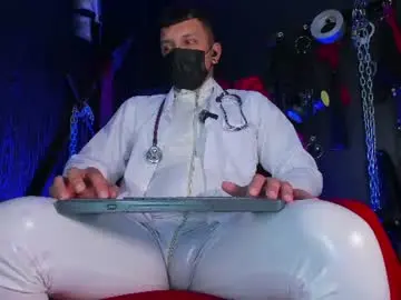 Chaturbate Live Porn of master_connor