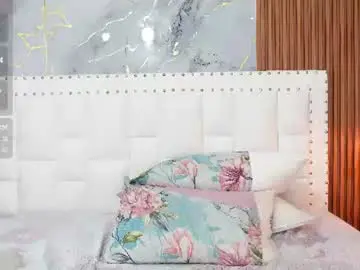 Chaturbate Live Sex of curvyhomebebe