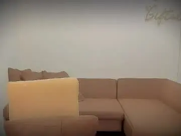 Chaturbate Live Sex Cam of giftedgirl4u
