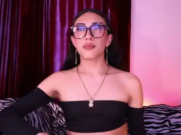 Chaturbate Live Sex Cam of velvet_raze