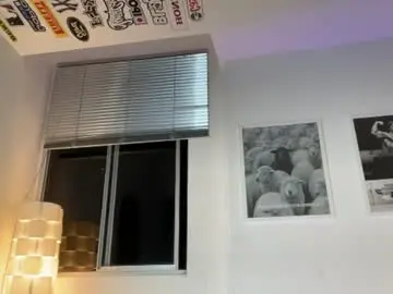 Chaturbate Live Sex Cam of myke_esthetic