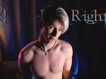 Chaturbate Live Sex Cam of jack_frozt