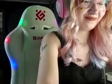 Chaturbate Best live sex cam show of lomamcmeen