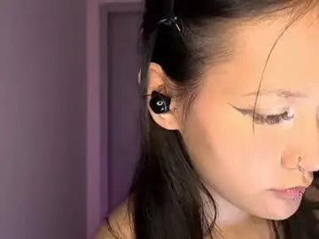 Chaturbate Free Live Porn of annrosy