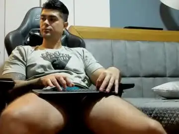Chaturbate Adult Webcam of adam_clarke