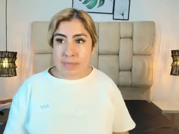 Chaturbate Live Sex of sarablonde_t