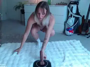 Chaturbate Live Porn of petitebrat
