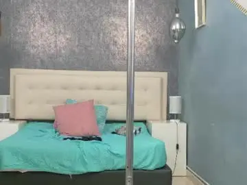 Chaturbate Live Sex Cam of celestial_queen_