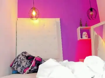 Chaturbate Live Sex of roxy_sexy69