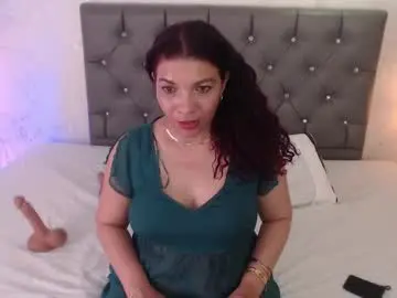 Chaturbate Live Sex Cam of serena_houstonn