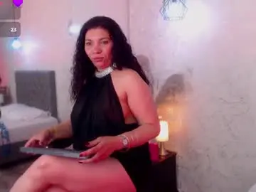 Chaturbate Sex Chat of serena_houstonn