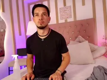 Chaturbate Watch Live Sex Cams of leonardfoxx