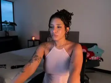 Chaturbate Adult Webcams of bronzetease