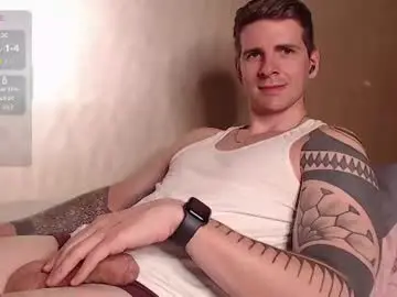 Chaturbate Free Porn Cam of mr_longboy